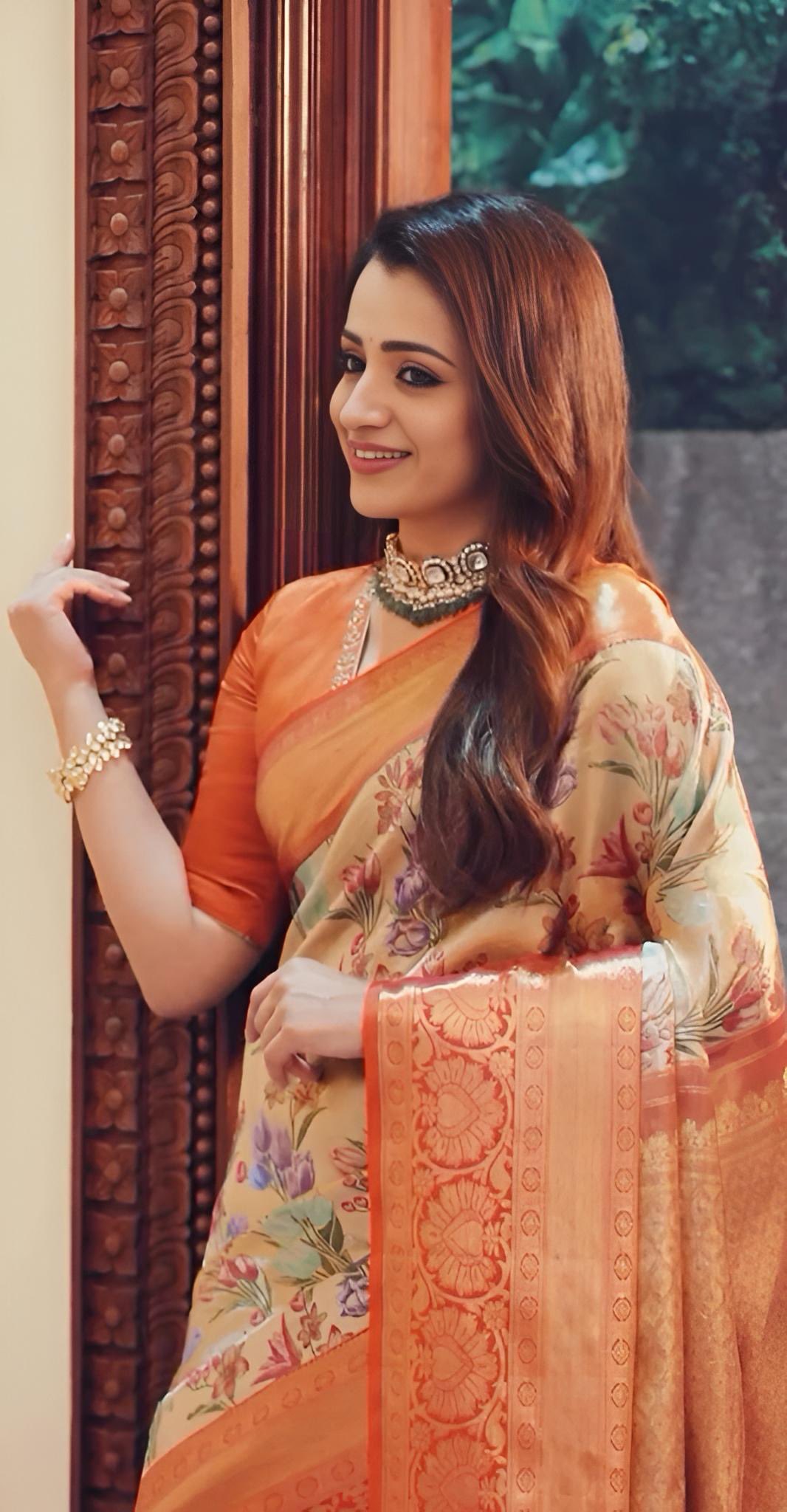 GFWSu3hW4AEDDsw?format=jpg&name=large