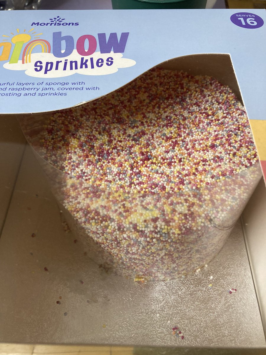 MashLetman's tweet photo. @Morrisons I am absolutely disgusted with the cake I have ordered for my sons birthday - 16 it is meant to serve - I will be lucky if I get 8. The box is twice the size of the cake so the cake has moved about in it now having to go out any find another one in less than 24 hours https://t.co/VM0rFbD8PH