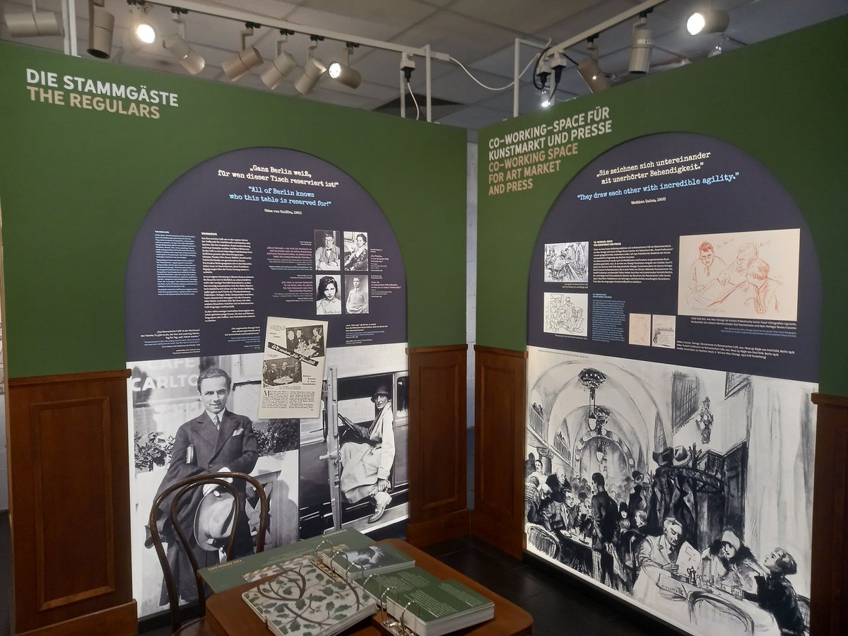 Stefan_Kalmring's tweet photo. Wo John #Höxter, Bert #Brecht, Mascha #Kaléko oder Fritzi #Massary sich trafen, Café tranken, politisierten, sich vernetzten und künstlerisch produktiv wurden. Eine #Ausstellung über das #RomanischeCafé im #Europacenter in #Berlin #Charlottenburg, also dort, wo es einst war. https://t.co/pNM2OM2MDQ