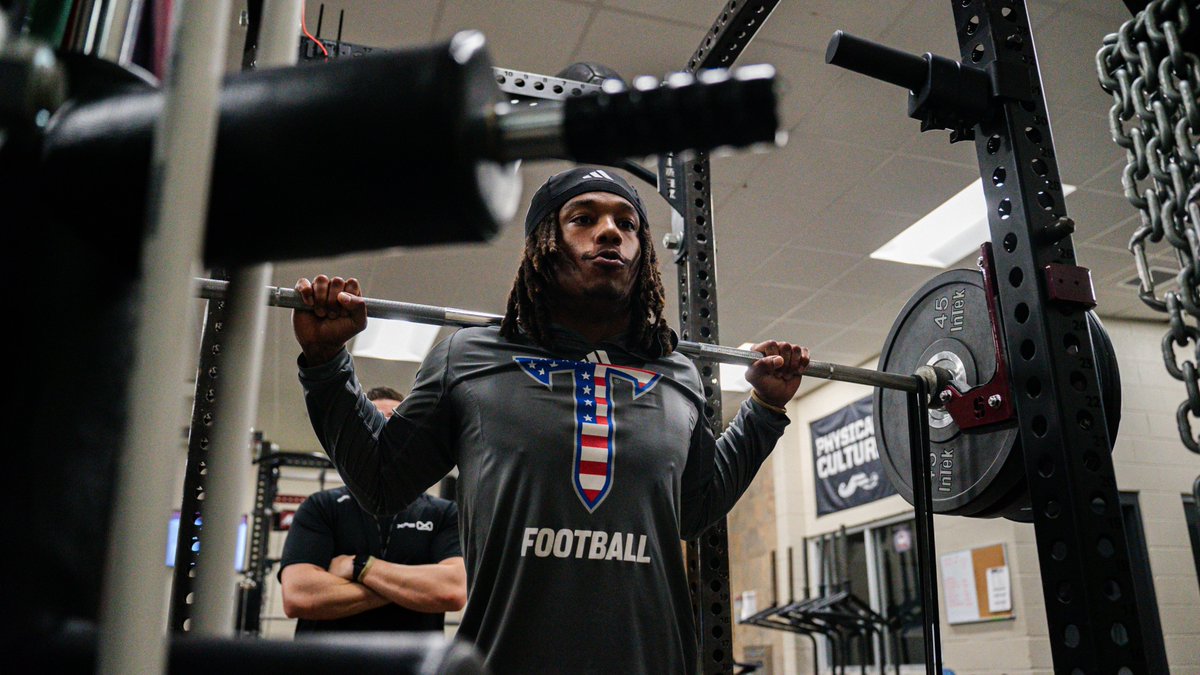 😤
<a href="/_oshaifletcher/">O’shai Fletcher</a> 
<a href="/TroyTrojansFB/">Troy Trojans Football 8x⚔️</a> 
#NFL