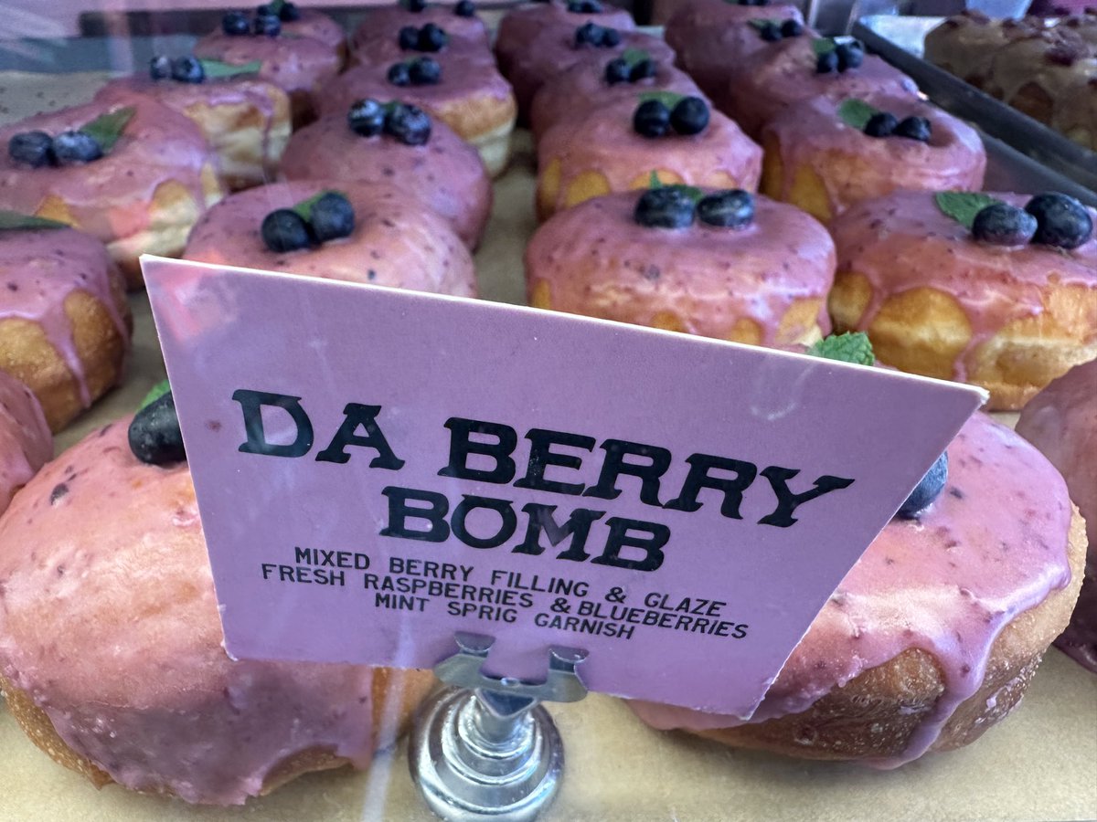 DevineActor's tweet photo. @officialDannyT 
Happy Day!!!!!!!!
😀😋💕 https://t.co/QYQmWIrZQg