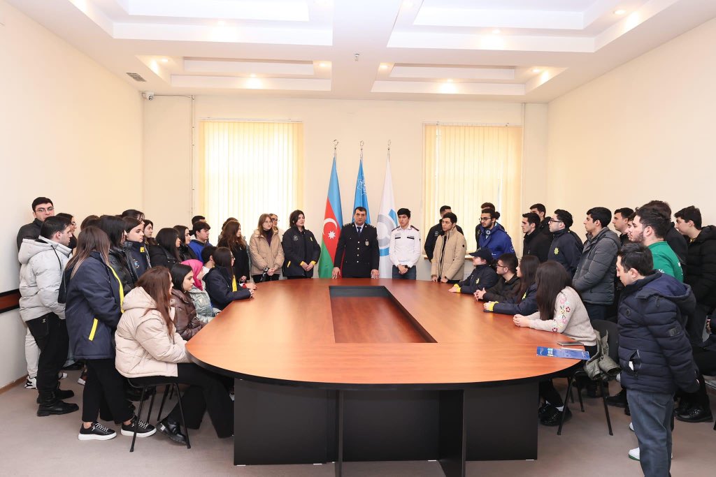 MigvolunteerAze's tweet photo. Azərbaycan Könüllüləri “Azərterminalkompleks” Birliyində yaradılan Heydər Əliyev guşəsinə və Gömrük Tarix Muzeyinə, Dövlət Gömrük Komitəsinin Akademiyasına və Komitənin "Kinoloji Mərkəzi"nə  ekskursiya edib. 🤩

#AzərbaycanKönüllüləri #GənclərGünü #miqrasiyakönüllüsü #mkib https://t.co/CF6bvl9Vhk