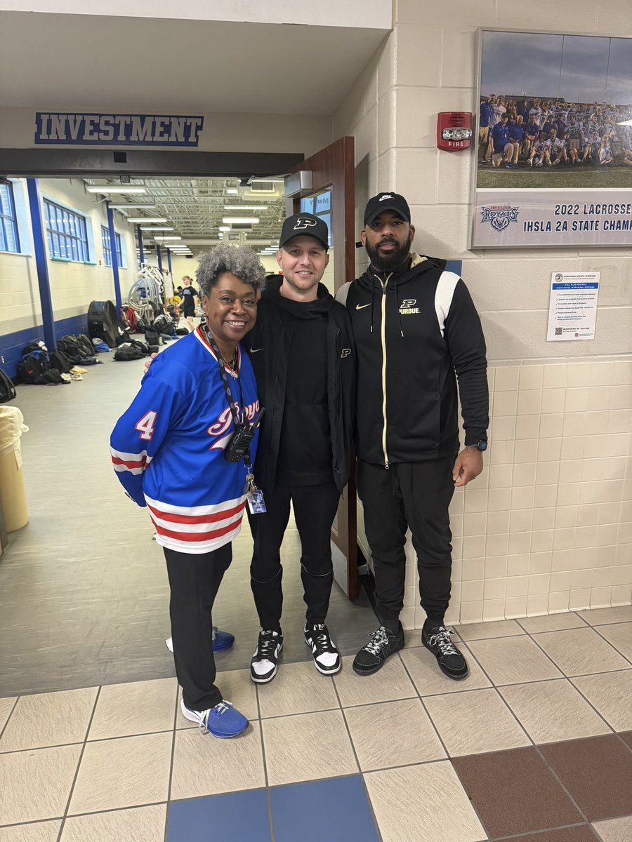 Jaren Bush (@jdbushh) on Twitter photo Some advice i can give to people going through the recruiting process is, value the ones who show you love. Coaches who show you and your family hospitality on and off the field are the ones who have your best interest at heart! @CoachOB_Purdue @CoachCarterPur <a href="/CoachMillz_/">Millz2BeMade Training</a> Some advice i can give to people going through the recruiting process is, value the ones who show you love. Coaches who show you and your family hospitality on and off the field are the ones who have your best interest at heart! @CoachOB_Purdue @CoachCarterPur <a href="/CoachMillz_/">Millz2BeMade Training</a>