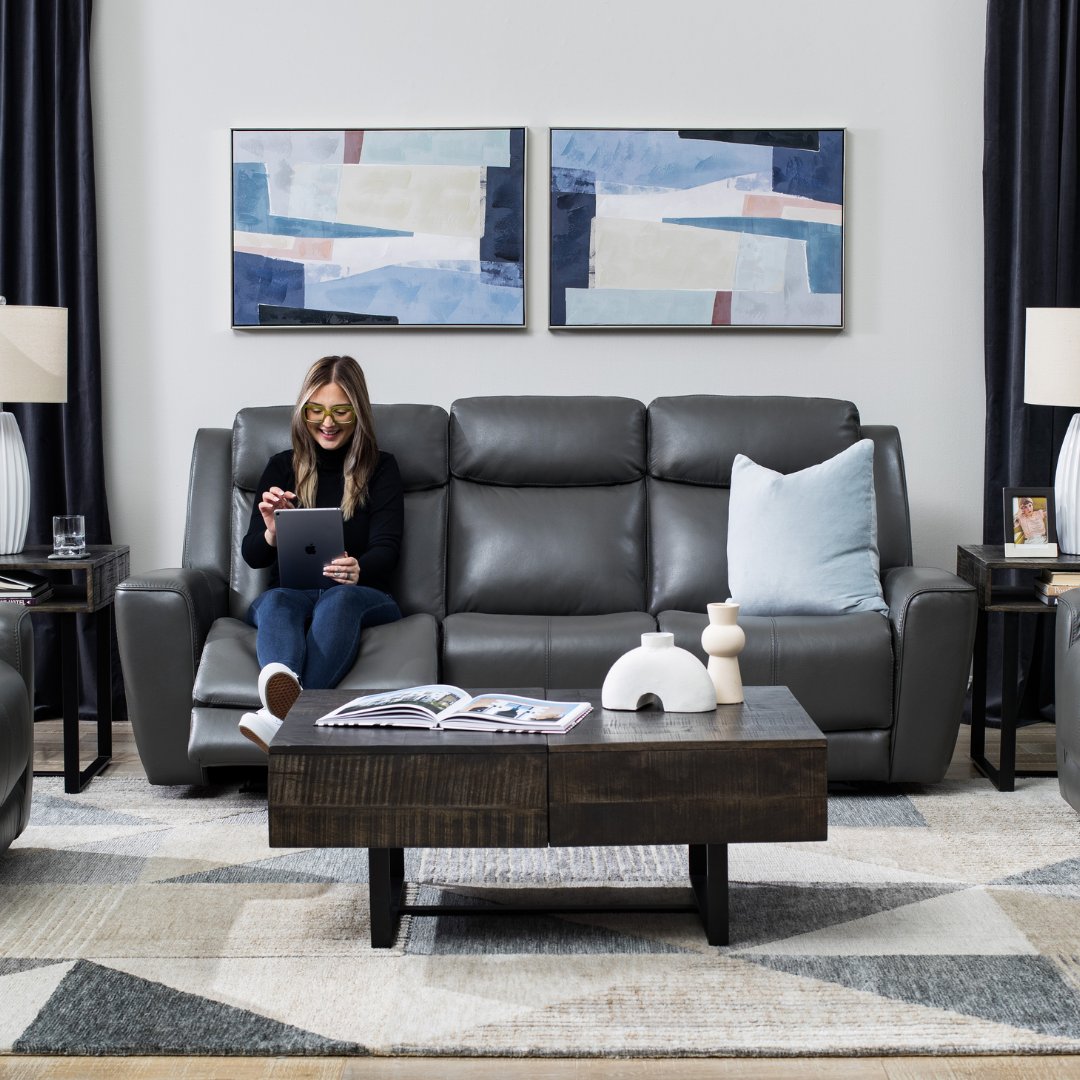 Mathis_Home's tweet image. Presidential Savings are here! 🇺🇸

Treat yourself with discounts across every department on quality pieces. 💸 Happy shopping!

#PresidentialSavings #PresidentsDaySale #FurnitureLooks