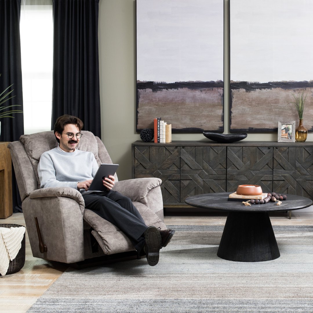 Mathis_Home's tweet image. Presidential Savings are here! 🇺🇸

Treat yourself with discounts across every department on quality pieces. 💸 Happy shopping!

#PresidentialSavings #PresidentsDaySale #FurnitureLooks