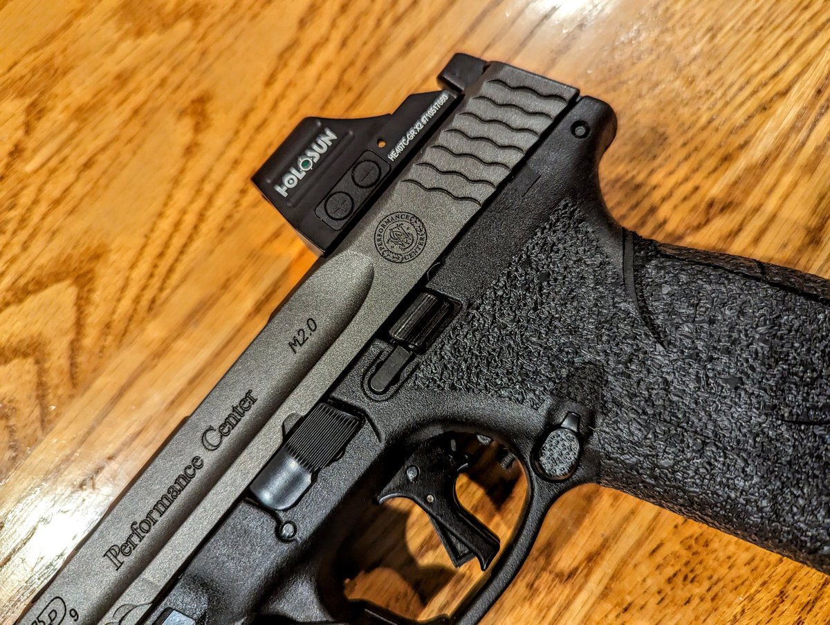 Maybe I don't give Smith enough love. 

#holosun #talongrips #performancecenter #apex