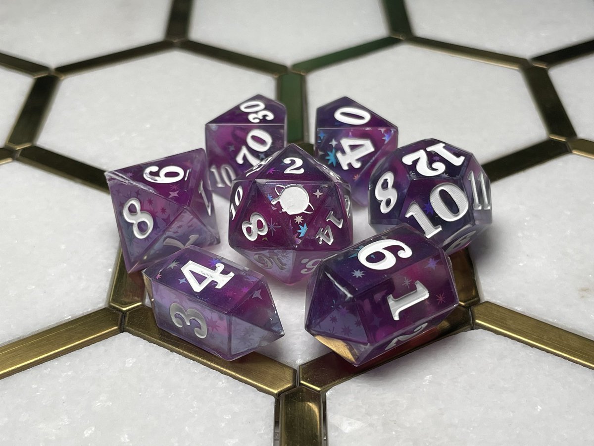 superkaelyn's tweet photo. Details about the first MBK drop of the year! (Tomorrow, 02/03 at 1PM PT)
- four dice sets
- a strawberry boba themed keycap tray
- the return of mystery misfits dice grab bags
- a sale on items that need a home! https://t.co/lqTLXIjWLw