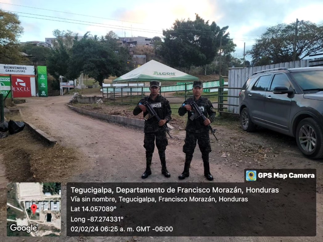FFAAHN's tweet photo. La FTC-MORAZAN continúa con las medidas de seguridad en las instalaciones de la Feria de #AGAFAM y sus alrededores como parte de las operaciones permanentes en la lucha contra la delincuencia común y organizada, orientadas en el respeto a la vida, a la seguridad y tranquilidad. https://t.co/vKI2cOACp6