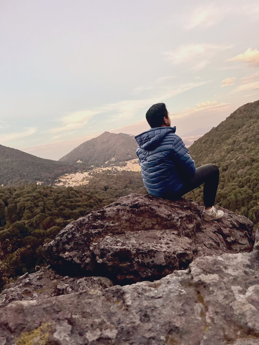 Octavius_MR2's tweet image. Aun falta camino por recorrer y aunque el trayecto es largo, no olvidemos disfrutar de todo lo que nos brinda este viaje. Confiemos y mantengamonos leales como el gran equipo que somos, porque lo mejor esta por llegar. #EquipoADMM #Jilotzingo