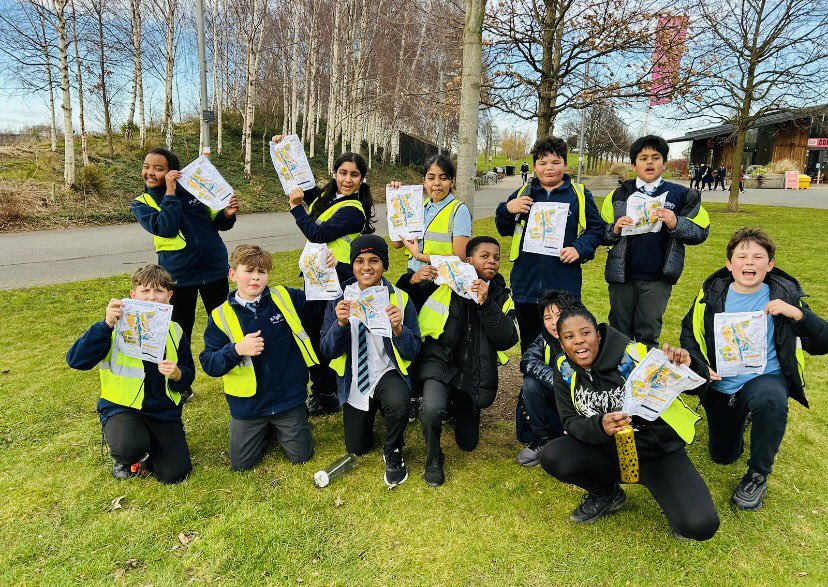 Y6 orienteering at Olympic Park today. Great PE and geography skills being honed 🗺️ 🏃‍♂️ 💕 @eko_trust