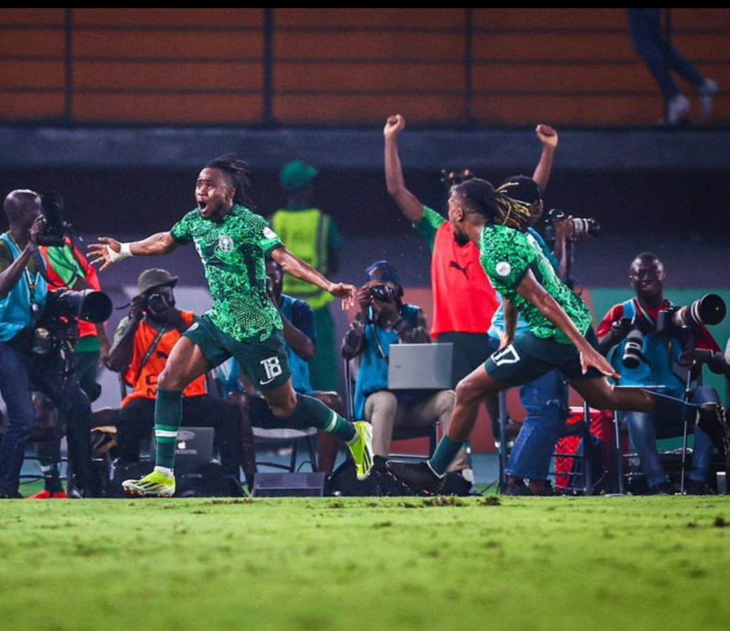 samsonoye80's tweet photo. Goal !!! Lookman again 
🇳🇬🇳🇬

￼￼￼￼
 #NGAANG #AfCON2023 #NGAANG https://t.co/hSGVF1ui2d