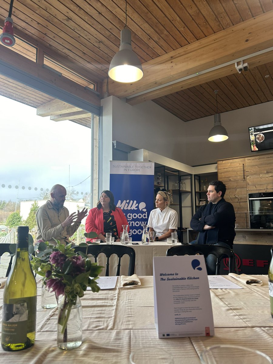 marcieshock's tweet photo. Great day seeing Anna Haugh prepare a dairy rich sustainable lunch with @NDC_ie in the sustainable kitchen @AirfieldEstate . Informative and interesting panel discussion too around the future of food πΆ
#MilkitsGoodToKnowitsGood #SustainableTogetherInEurope #EnjoyItsFromEurope https://t.co/gySIxSyORL