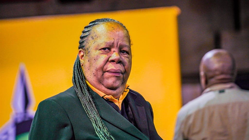 Rabbitking007's tweet photo. 🔴 SA vs Israel:
 One week later, and still no sign of Israel's compliance with key ICJ orders.
Naledi is going to be very angry.

Will she send the troops or go herself ? ... 🤔🤔🤔 https://t.co/FNV1t6ZsOU