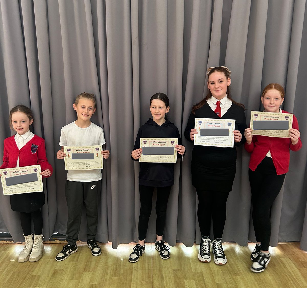 AntoninePrimary's tweet photo. Well done to our P4/5 - 7 certificate winners this week. Showing our school value of respect in all that they do! π«βοΈ #SchoolValues #RobinRespect https://t.co/mDdxEMkZGs