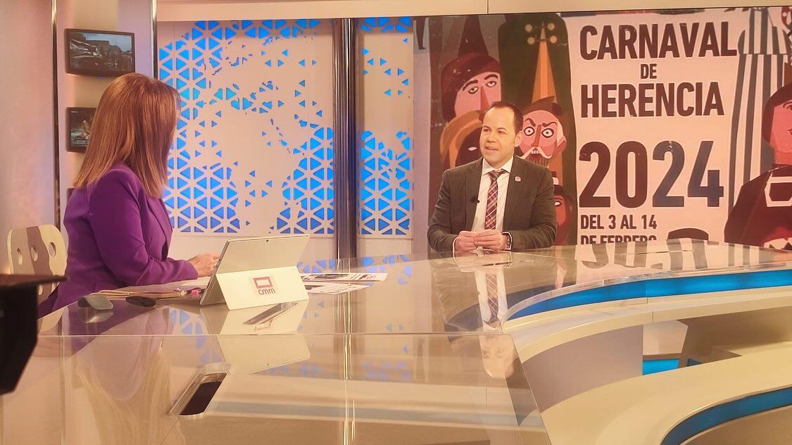 🎭 Ha sido un placer estar en directo en #CLMDespierta de @CMM_es junto a @Cris__Medina para hablar del #CarnavaldeHerencia