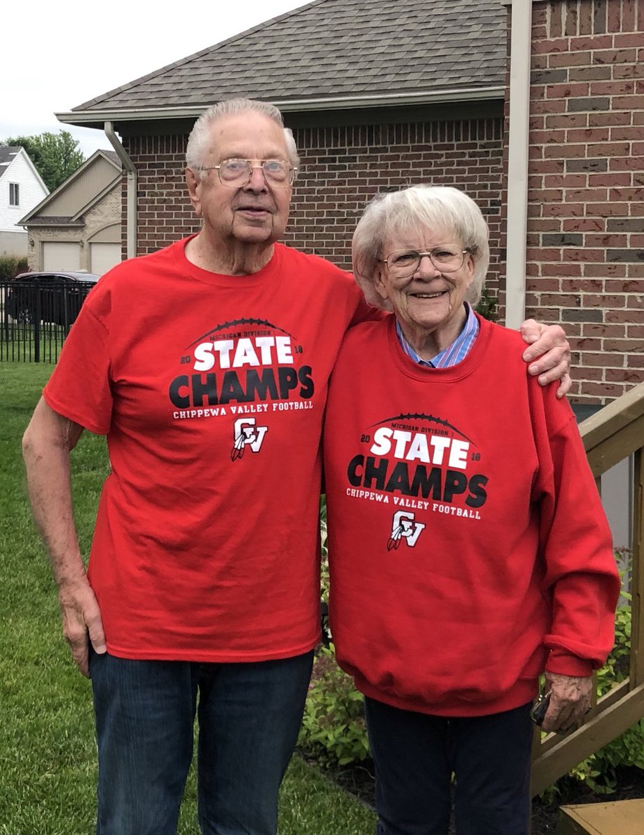 SchusterSL6's tweet photo. Rest In Peace to one of the best. ✝️🙏Her legacy of being thoughtful, caring &amp; generous, lives on in each of us, especially in her grandsons.  She devoted her life to her family-her children &amp; grandchildren.  We are thankful for all of the time &amp; great memories we had with her.❤️ https://t.co/dIH511fsQx