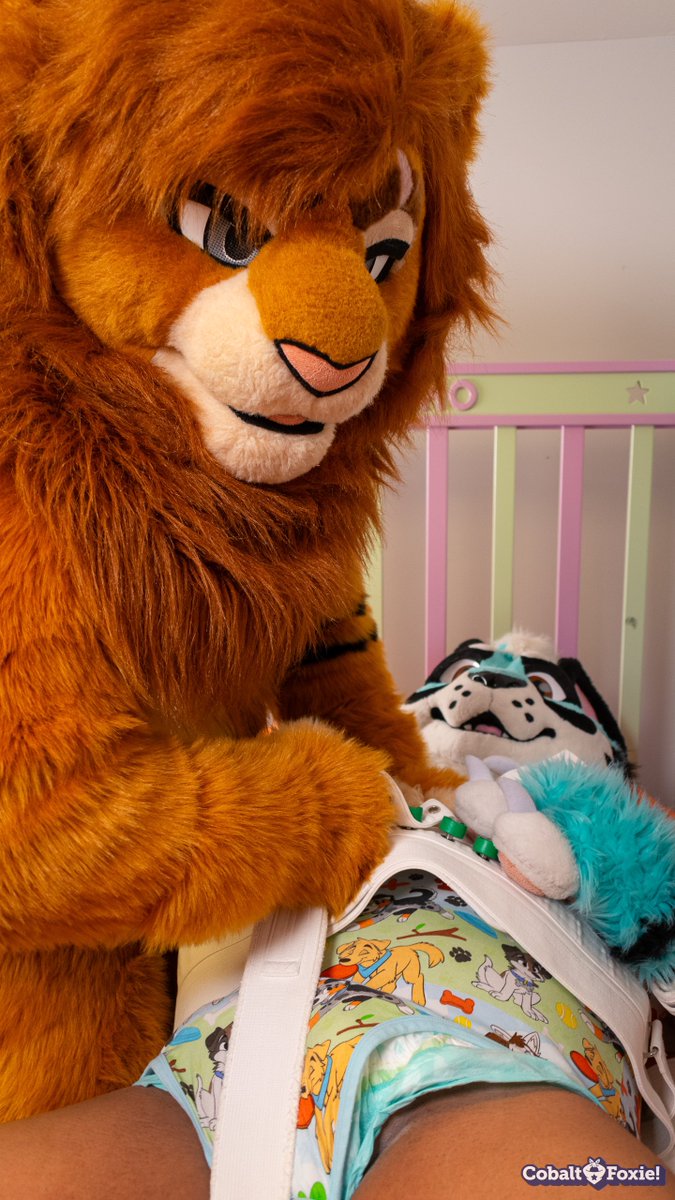 Daddy Kuugo🦁 🔜LVFC,FWA (@maneddad) on Twitter photo "What? This? Oh, He was being a brat so Im giving him some rough love, ignore the bruises on his body, I may have petted him too hard👊🏽😼"
🐯: <a href="/astronomytiger/">𝘼𝙎𝙏𝙍𝙊 🍼 ➜ BFC</a>
📸: <a href="/CobaltFoxie/">Cobalt! 🌟 cobaltfoxie.art</a> "What? This? Oh, He was being a brat so Im giving him some rough love, ignore the bruises on his body, I may have petted him too hard👊🏽😼"
🐯: <a href="/astronomytiger/">𝘼𝙎𝙏𝙍𝙊 🍼 ➜ BFC</a>
📸: <a href="/CobaltFoxie/">Cobalt! 🌟 cobaltfoxie.art</a>
