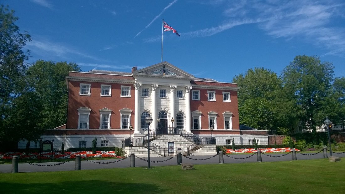 Grade I listed #Warrington Town Hall was built in 1750 as ‘Bank Hall’ for Thomas Patten. The architectural historian Nikolaus Pevsner declared it to be 'the finest house of its date in south Lancashire'. #Lancashire