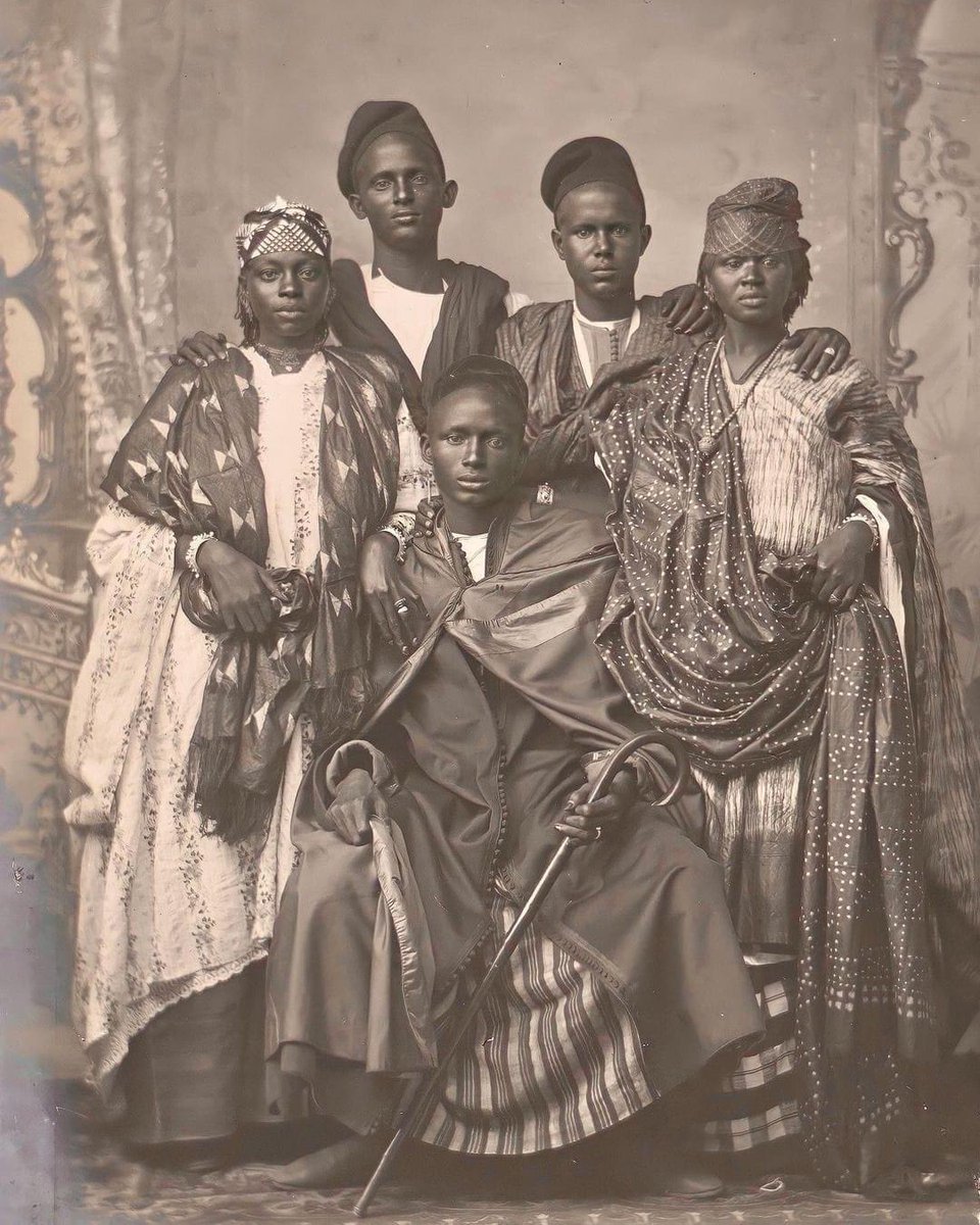 A Wolof family pictured in Saint-Louis, Senegal (1928) The Wolof are principally found in Senegal (7.2million), the Gambia(260,000) and Mauritania (230,000). They are part of the Niger–Congo family. Notable Wolof people include the singers Akon, Youssou Ndour and former…