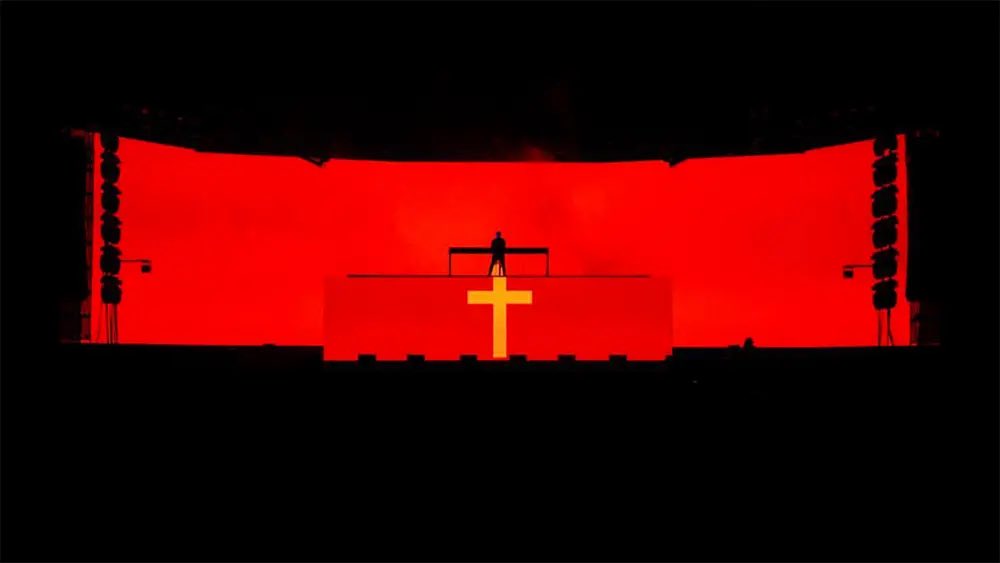 SteveAngello's tweet photo. If you haven’t heard already… 🌵☀️ @coachella https://t.co/hilFaKRRT4