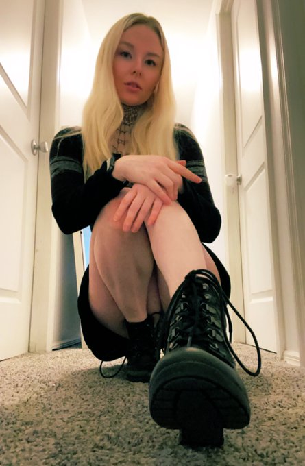 Imagine how it would feel to get kick in the nuts by my cute little boots and my strong legs 😈 https://t<a href="/tag/mvsales"class="tags"><span>#mvsales</span></a>