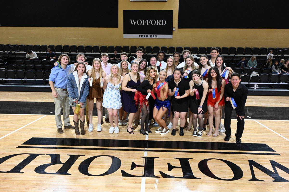 JStukes06's tweet photo. I had a fun time serving as a judge for the Dance Elegance interim competition. Congratulations to all the students on a job well done! https://t.co/nIF93UpcTe