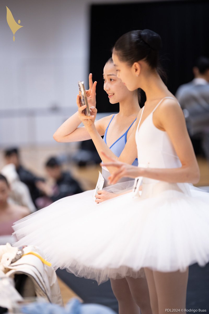 BALLETNEWS's tweet photo. On #worldtutuday photos from
The @PrixdeLausanne by Gregory Bartadon #ballet #balletphotos #balletcompetition #tutu https://t.co/0vB5TMHUBQ