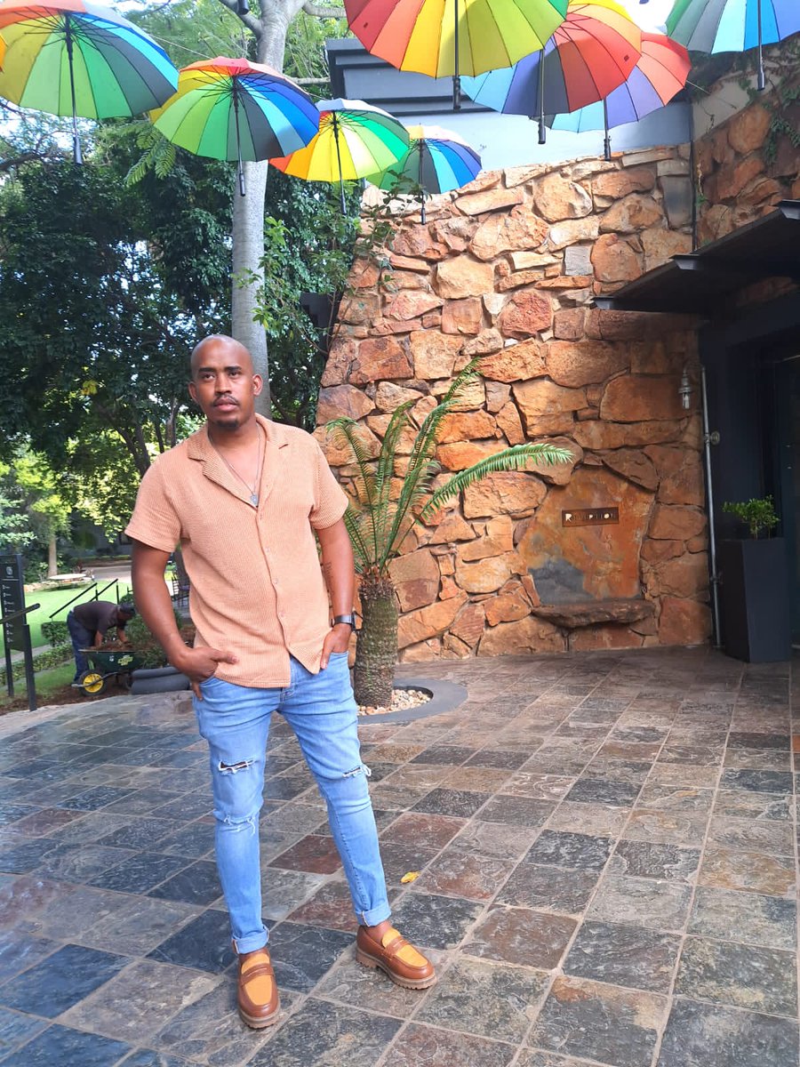 dinho_gee's tweet photo. "You Don't Have To Prove Yourself To Anyone" https://t.co/8o2K38e2Cr