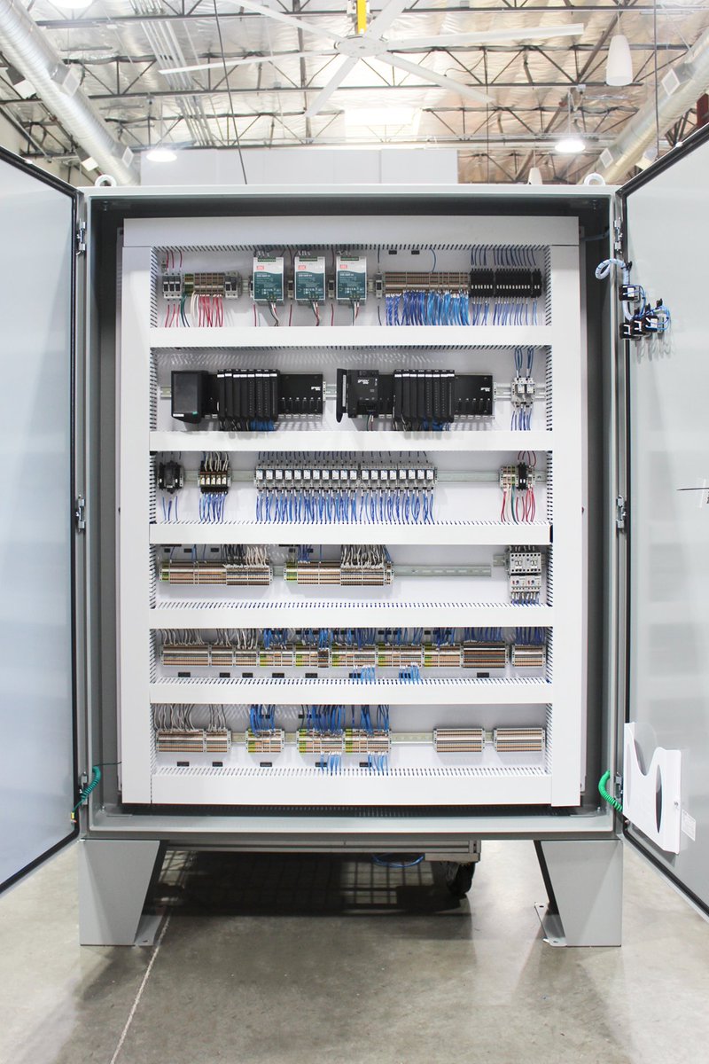 SCControls's tweet photo. Clean and seamless control panels are SCC's specialty. Clean and organized panels are important for many reasons.

1. Provides ease of use
2. Offers adaptability and scalability
3. Simplifies maintenance and troubleshooting
4. Improves efficiency
5. Prevents and reduces errors https://t.co/qskDc3T8C8