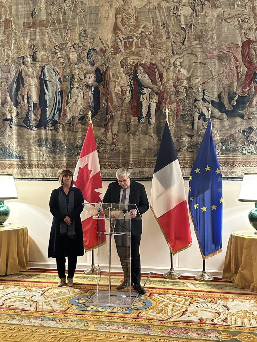 Felicitations <a href="/mflalonde/">Marie-France Lalonde</a> pour avoir été nommée Chevalier dans l’ordre national du mérite de la France. Une reconnaissance bien mériter ! 

Congratulations mum, what an incredible achievement dedicated to your unwavering work for Francophonie in Canada 🇫🇷🇨🇦