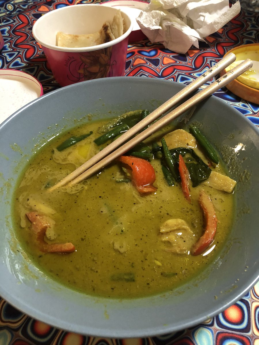 csmallon's tweet photo. @GigglingSquid oh dear guys. What on earth happened here. I used to love your Green curries but I couldn’t taste anything through the oil slick. 

At least @Deliveroo refunded me for this slop. Maybe invest in a bit of quality control? This should never have left the kitchen. https://t.co/okIHA7yvQP