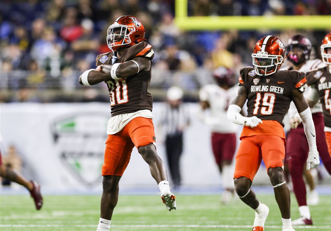 Blessed to Receive an offer from Bowling Green 🟠🟤 @CoachBWhite7 @CoachHeadley @river_boyz1 @MohrRecruiting @Andrew_Ivins @ChadSimmons_