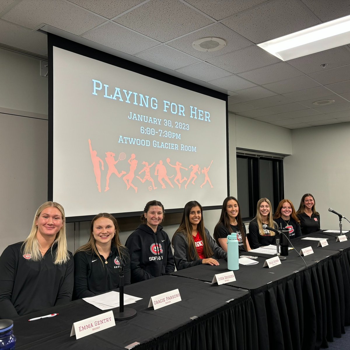 stcloudstate's tweet photo. Thank you to the nearly 200 people who attended SCSU's Playing for Her event Jan. 30, which was organized by the @scsuwomenscentr and @SCSUHuskies!

The event was dedicated to celebrating women student-athletes at SCSU and featured a diverse panel of student-athletes and leaders. https://t.co/1WGfAdXUDT