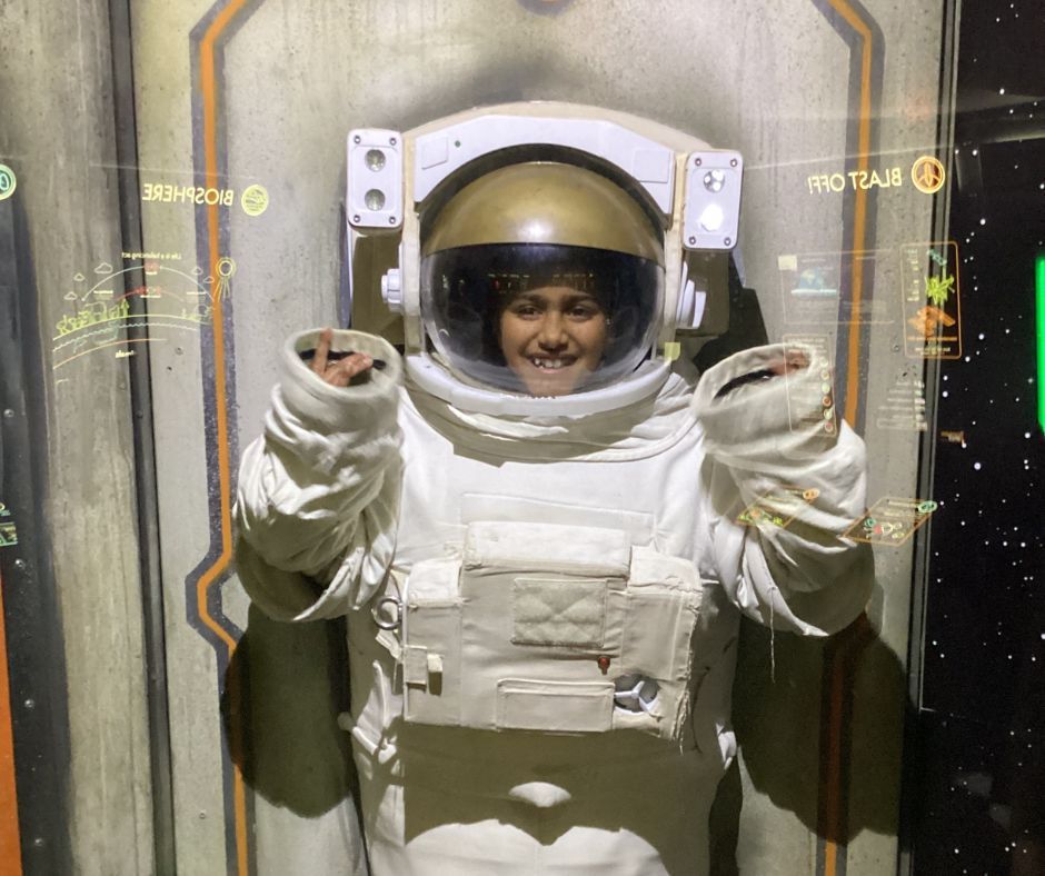 Micklefield School Reigate tweet media