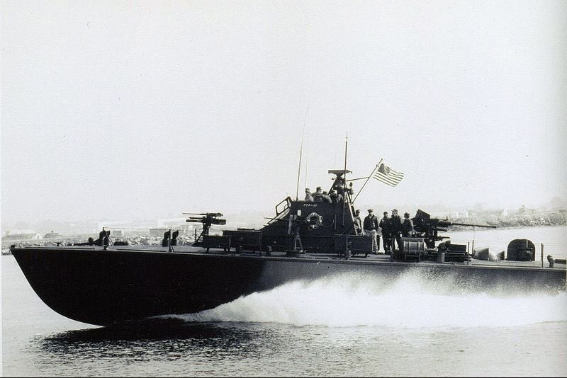 812Z_'s tweet photo. @MikiAV8BHarrier @USNavy @CovertShores @guidoolimpio @USN_Submariner @militaryhistori @WarshipsIFR @FORONAVAL @blog_naval @AlanBry14743664 @HiddenHistoryYT @SgmNaval Nasty Class, Trumpy Type, circa 1970’s. 51 kts with a clean hull. Stricken by ‘81. The end of an era. https://t.co/KRXTRXizKm