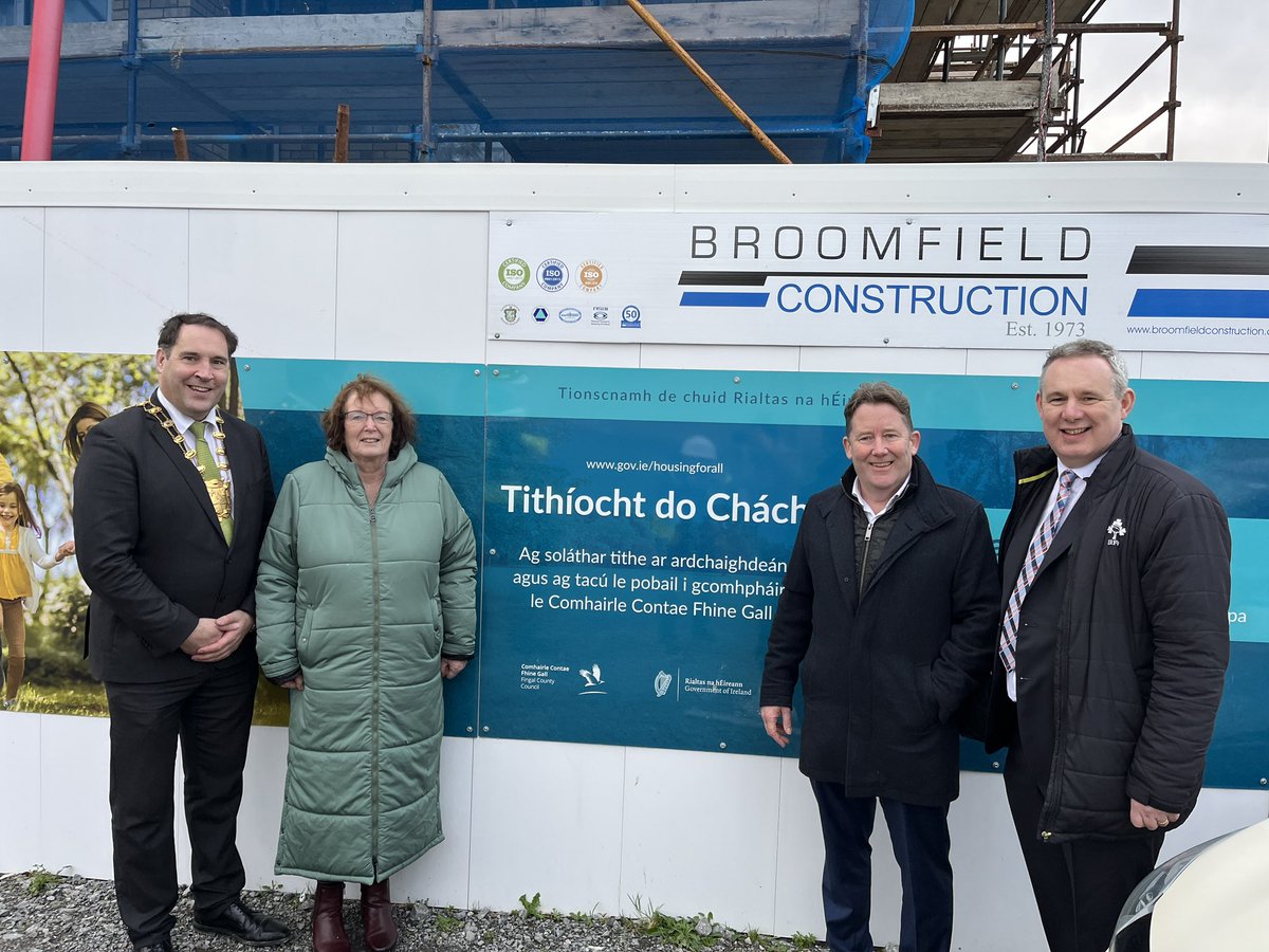 11 homes for older persons are being delivered here at Bowden Court in #Swords by <a href="/Fingalcoco/">Fingal County Council</a> with the support of <a href="/DeptHousingIRL/">Department of Housing, Local Government & Heritage</a> #HousingforAll.

Fantastic location, close to all services &amp; amenities.