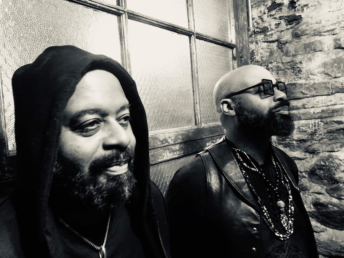 ShamelessPR_'s tweet image. "#TheVeldt (like #ARKane) were pioneers. We have that to be thankful for, as well as this glistening new (old) album," says Europe's @sicMagazine on #shoegaze icons @VeldtThe and the @RobinGuthrie-produced, generation-in-the-releasing 'Illuminated 1989' ~ tinyurl.com/veldt-sic-mag