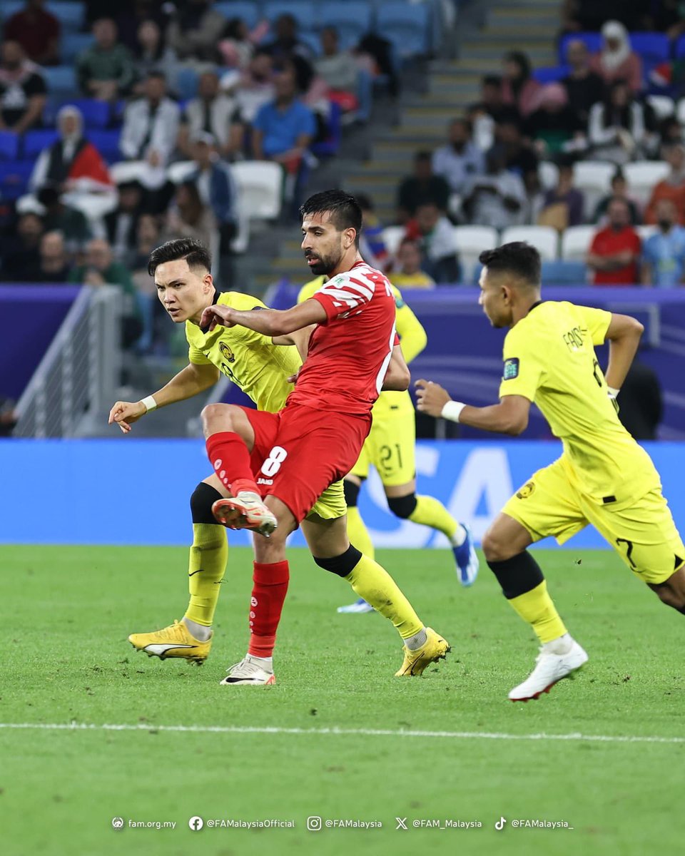zulhelmizainal1's tweet photo. Dua pasukan kumpulan E layak ke semi final, Korea Selatan dan Jordan. Harimau Malaya sebenarnya berdepan lawan yang hebat di peringkat kumpulan! 👏

📸 @FAM_Malaysia https://t.co/6StcYawQvK