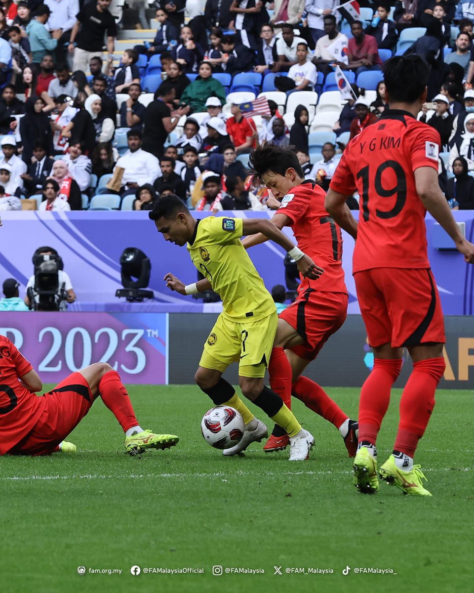zulhelmizainal1's tweet photo. Dua pasukan kumpulan E layak ke semi final, Korea Selatan dan Jordan. Harimau Malaya sebenarnya berdepan lawan yang hebat di peringkat kumpulan! 👏

📸 @FAM_Malaysia https://t.co/6StcYawQvK