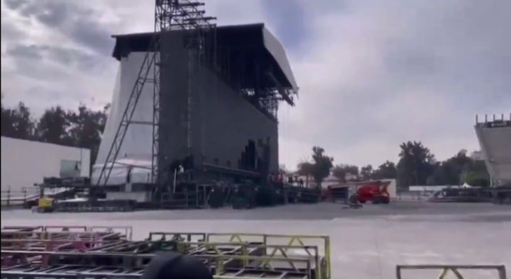🎤 | Se empezó a montar el escenario para los 2 shows de TWICE para este viernes y sábado, en el Foro Sol de la Ciudad de México‼️🇲🇽🏟️

#TWICE #트와이스 #FOROSOL #READYTOBE #IGOTYOU #ONCE #MEXICO #MEXICOCITY #TWICE_5TH_WORLD_TOUR_MEXICO #CDMX #KPOP