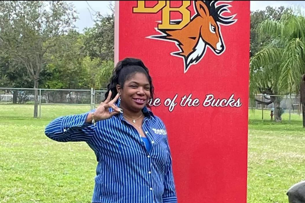 We sadly announce the passing of Asst. Principal Gwendolyn Smith.  For over 20 years her smile and warmth greeted the students of DBHS.