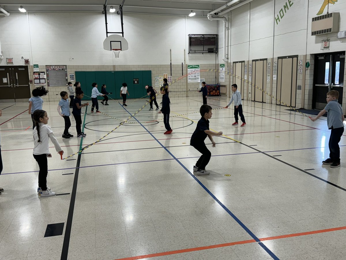 b_physical's tweet image. PE week in review… This week our intermediate classes began being tested on short rope skills testing will finish early next week.  Our primary classes have been working on turning and jumping in long ropes.  Thanks to our 5th graders for helping our kindergarten jumpers.