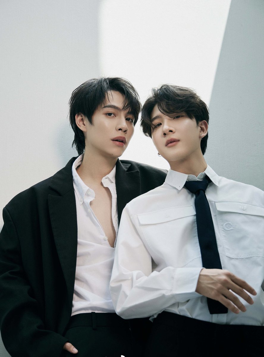 FirstKhaoLatam's tweet photo. 🐱 STARLIGHT AWARDS | 03.02.24 [2] 

🗳️ 2024 The Most Anticipated Thai Artists — #FirstKhaotung 

¡Ayúdanos con un RT/QRT!
Please help us RT this tweet!

🎟️ 300 RTs = 300 tickets 
🎟️ 1000 RTs = 1000 tickets 

🔗 https://t.co/4iuV9oPksi 

#Firstkanaphan #khaotungg 
#เฟิร์สข้าวตัง https://t.co/s2L96zpoDW