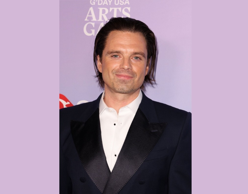 EvansStanFan's tweet photo. He looks so handsome! 😍🥰
📸 Sebastian Stan attending the 21st @GDAYUSAofficial Arts Gala where he presented friend and director Craig Gillespie with an award 🏆
#sebastianstan #sebastianstanfan #marvel #marvelcomics #buckybarnes #wintersoldier #tfatws #thunderbolts https://t.co/tBY1YKXFfj
