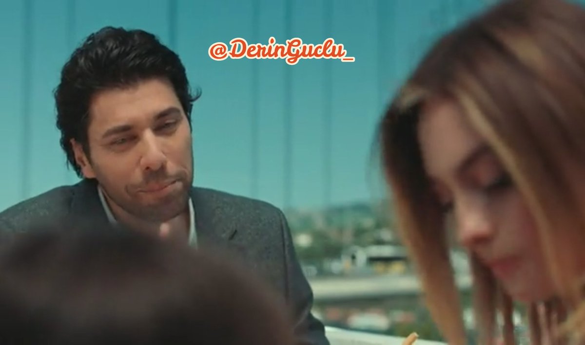 #InfielNovaFinal
→ Espero que sí. Espero que se hayan ido, me han insistido una y otra vez en que me fuera con ellas pero me las he quitado de encima, ¿verdad cielo?