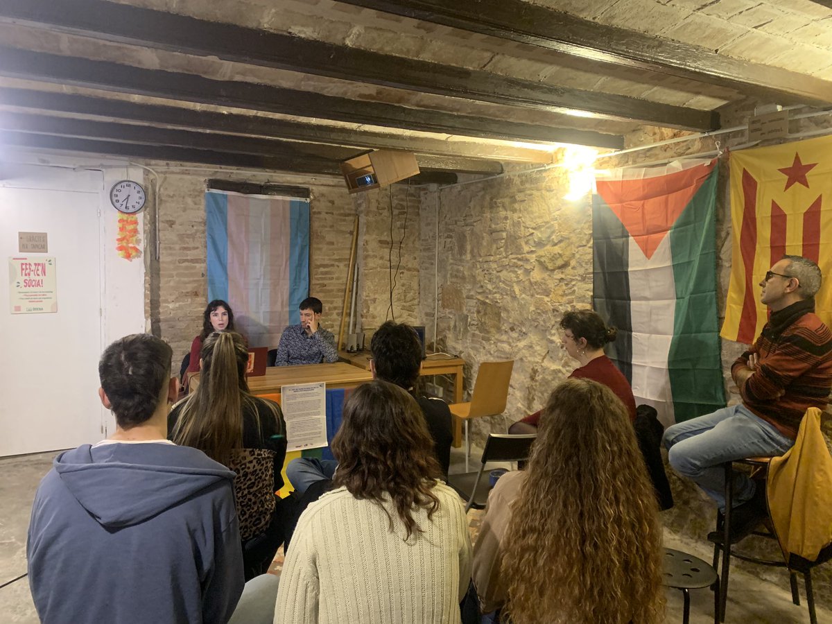 Comencem l'acte 🔥✊🏳️‍🌈🏳️‍⚧️