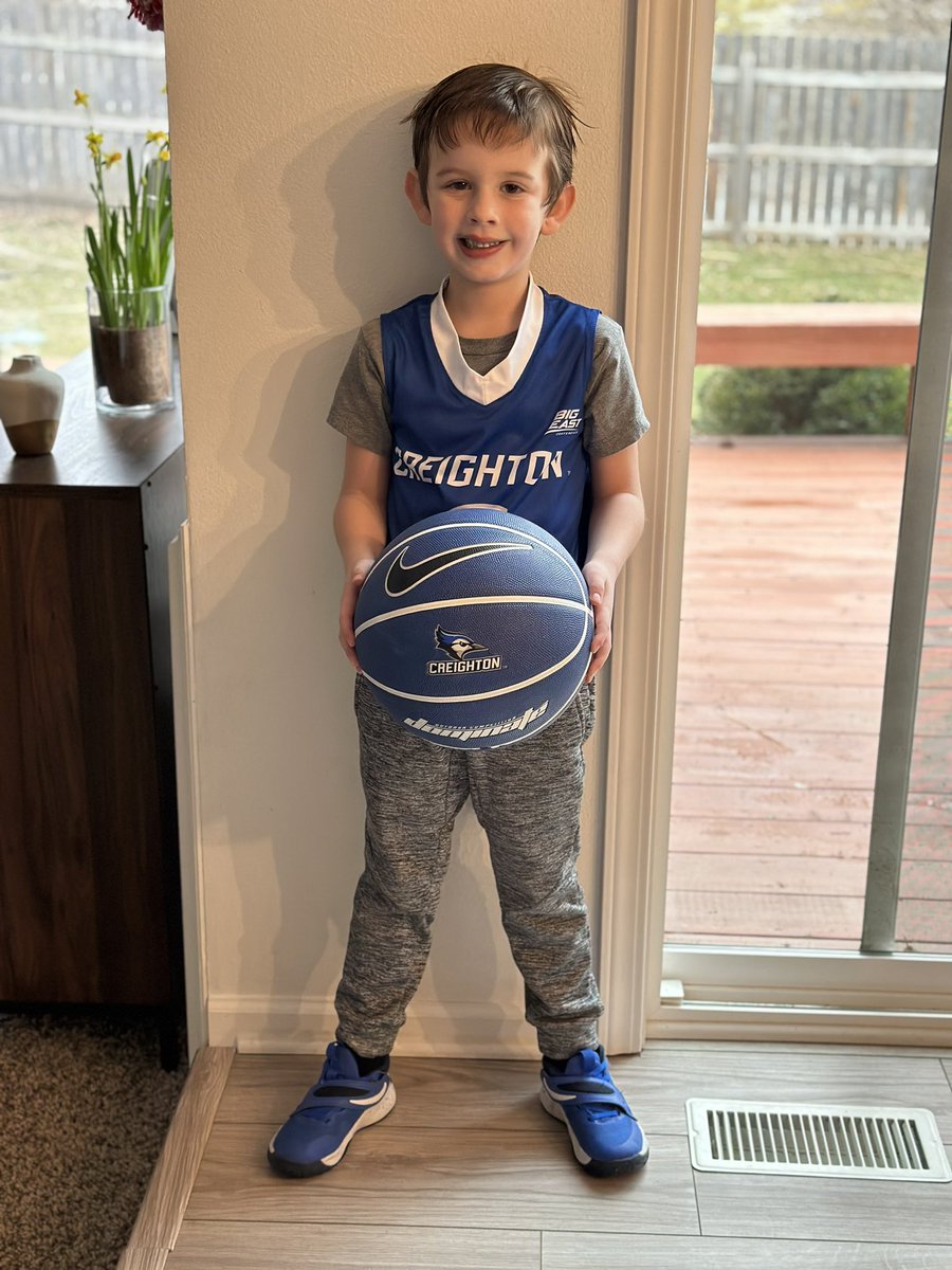 It’s dress like your favorite person day at school & although I offered him my wardrobe, he insisted on going as @RyanKalkbrenner…but can you blame him? #RDJ @BluejayMBB @gocreighton