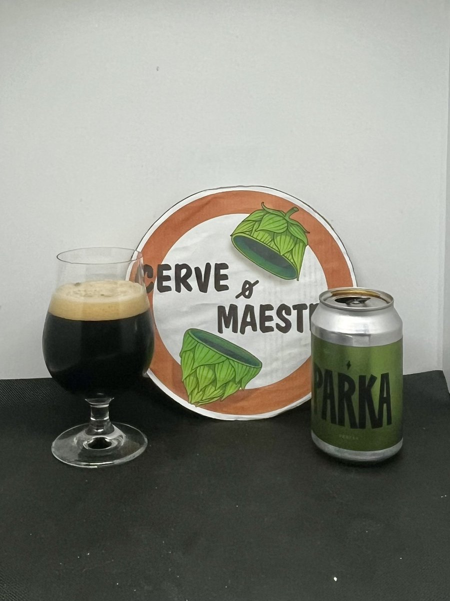 Nuevo #ViernesDePetroleo con Garage Beer Co.
Esta vez es turno para Parka. Una porter de estilo inglés de 4.5% ABV y sin gluten.
Aroma tostado, espuma persistente y un sabor dulce, un pelin cremoso y con notas de nuez y chocolate.
Bien, me gusto