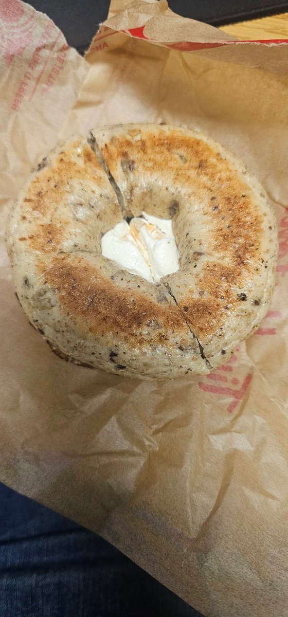 ßuddyßear tweet media