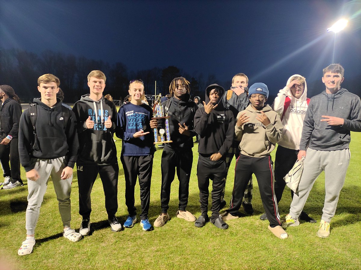 🎉Congrats to the Rams 2024 indoor track teams... Both are CONFERENCE CHAMPIONS! 🏆🏆
#ClevelandProud

Best of luck to the Greater Neuse 4A at States next week!